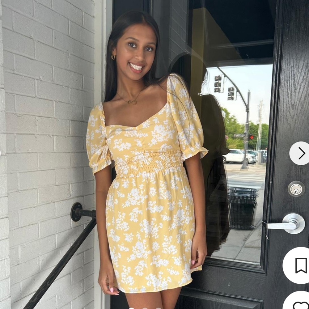 Abercrombie & Fitch Yellow Floral Puff-Sleeve Mini Dress